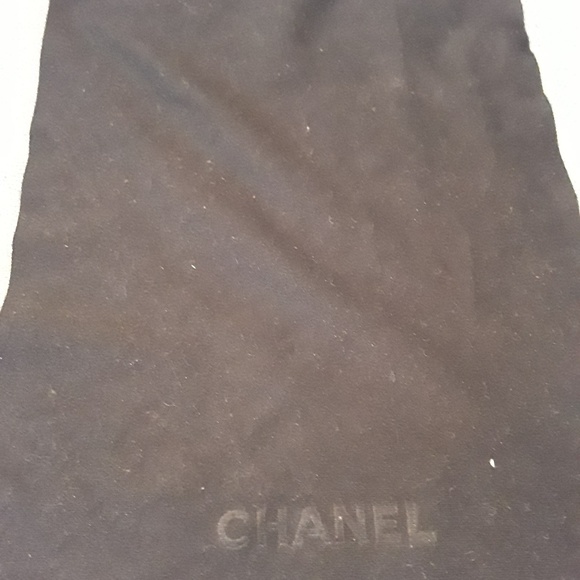 Authentic CHANEL leather case, pouch and box - Picture 5 of 6